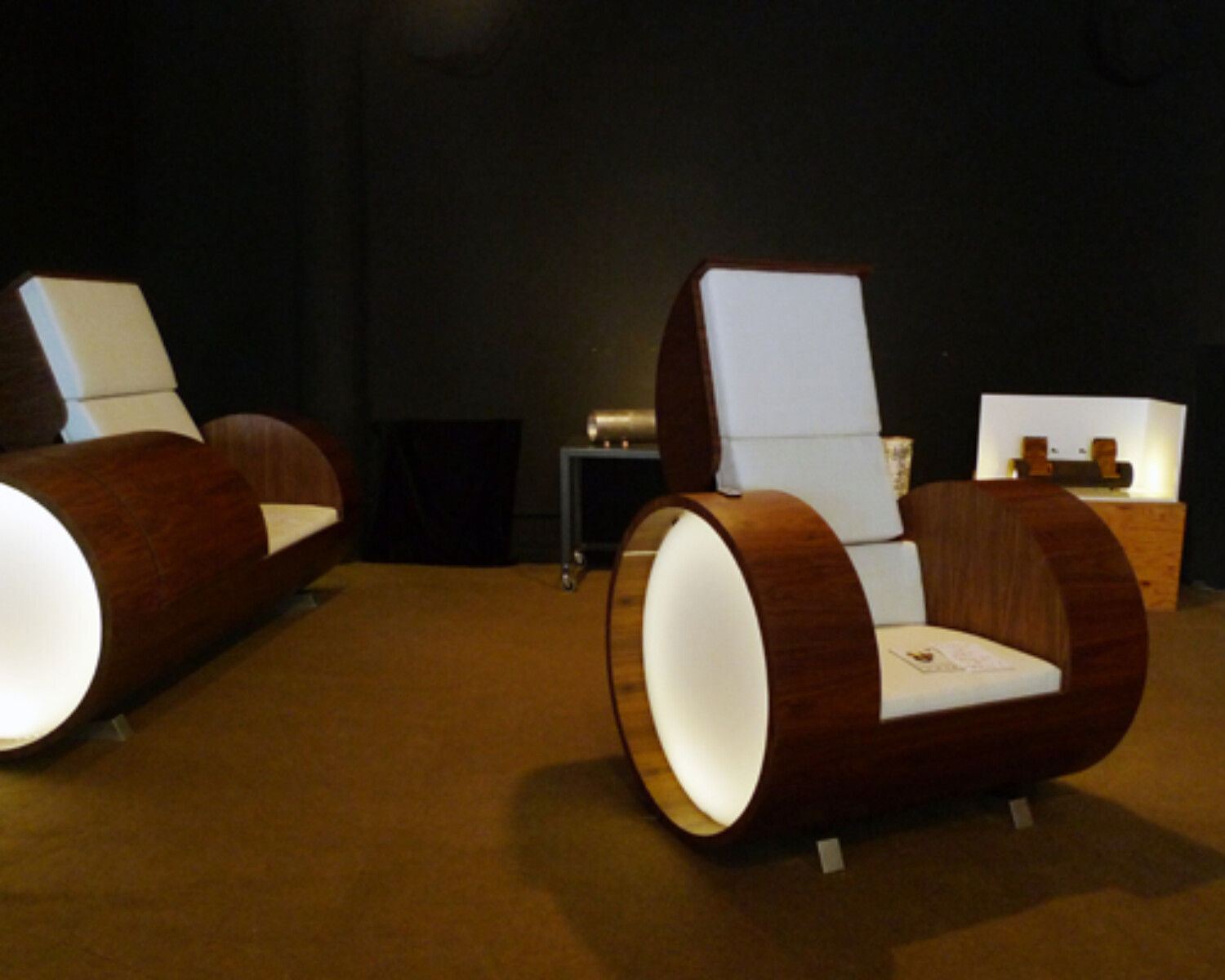 cloche sofa landscape dumbo art festival. Carlo Sampietro